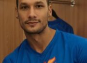 Profil Raphael Maitimo Biodata lengkap dengan Agamanya