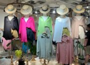 Arti Mimpi Dibelikan Baju Baru Menurut Islam: Tanda Awal Baru atau Kebahagiaan?