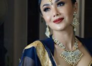 10 Artis Wanita Indonesia Keturunan India Kecantikan Eksotis yang Memikat!