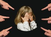 Arti Mimpi Dibully Orang Banyak Menurut Islam: Simbol Tekanan Sosial atau Ketidakadilan?