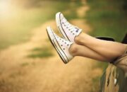 Arti Mimpi Diberi Sepatu Baru Menurut Islam: Tanda Perubahan atau Perjalanan Baru?