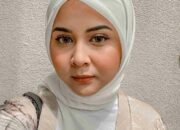 10 Artis 2024 yang Memutuskan Buka Hijab Inilah Kisah Mereka!