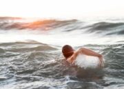 Tafsir Mimpi Berenang Di Air Laut Menurut Islam