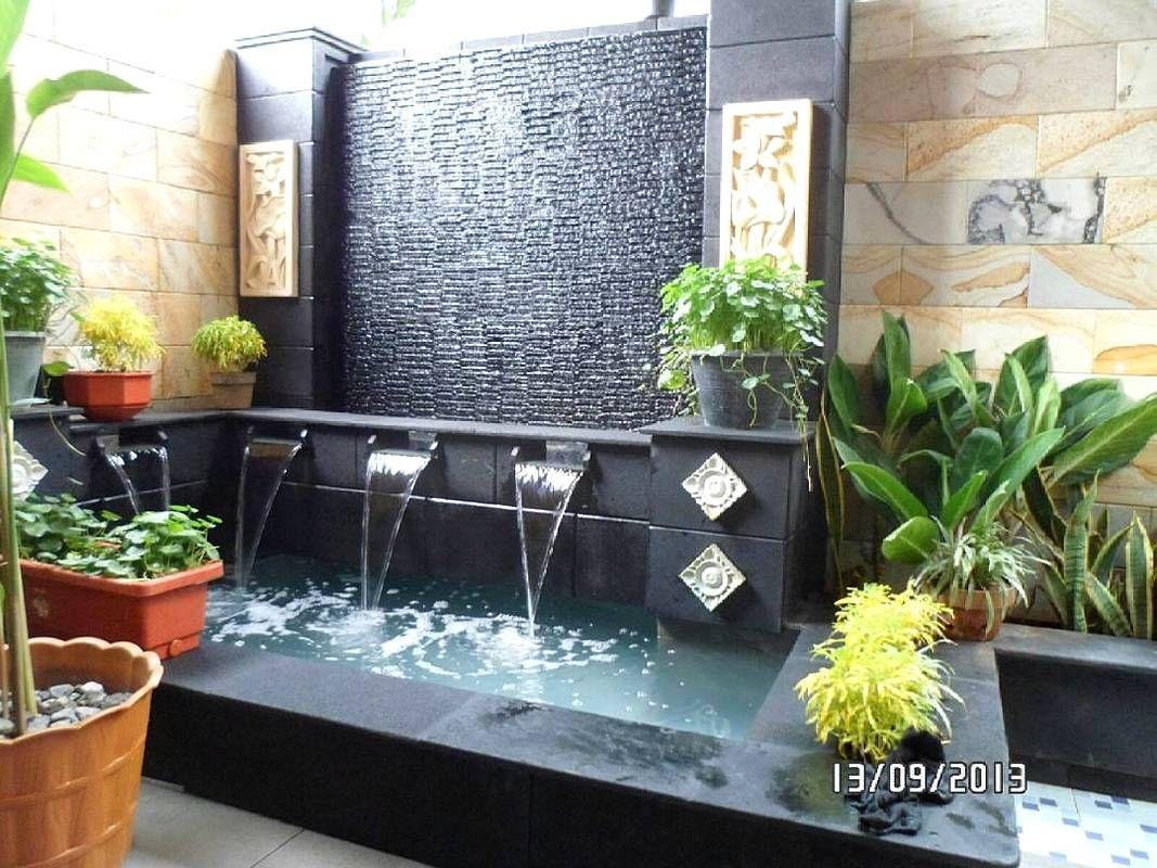 Inspirasi Kolam Ikan Minimalis yang Harmonis dengan Taman Modern