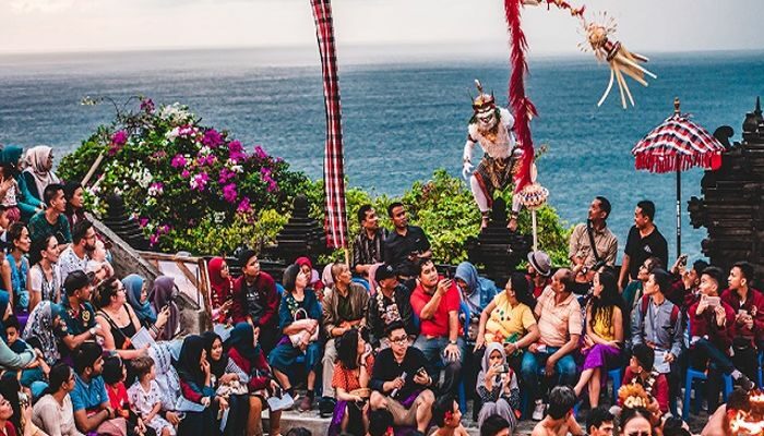 Ciri Utama Komik: Sarana Hiburan dan Edukasi dalam Visual!