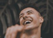 Tebak-tebakan Bahasa Jawa: Receh tapi Bikin Ngakak!