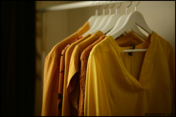 Warna Kuning Kunyit Cocok Dipadukan Dengan Warna Apa